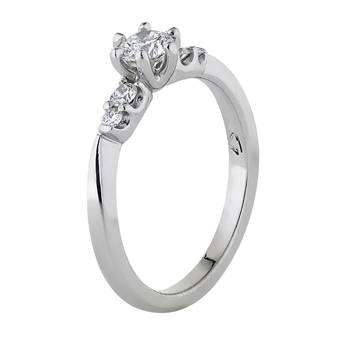 ALEXIE ENGAGEMENT RING